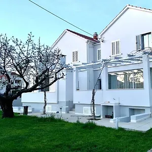 D&g Apartament