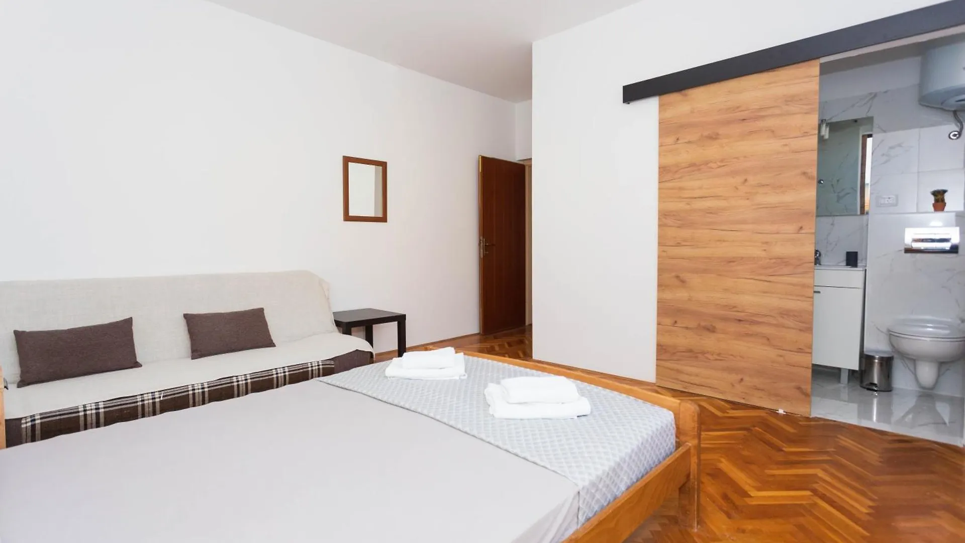 Apartment Asea Ζαντάρ